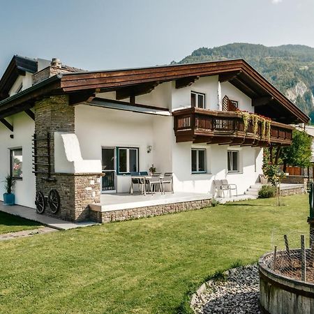 Active Apart Central Ried im Oberinntal Εξωτερικό φωτογραφία