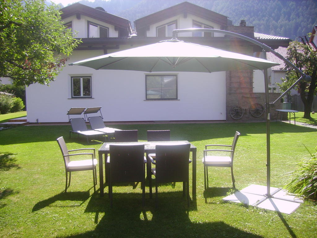 Active Apart Central Ried im Oberinntal Δωμάτιο φωτογραφία